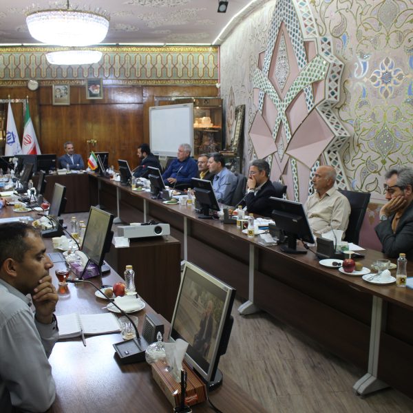 جلسه رؤسای هیات مدیره شرکت های عضو موسسه خیریه همدانیان