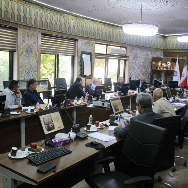 جلسه رؤسای هیات مدیره شرکت های عضو موسسه خیریه همدانیان