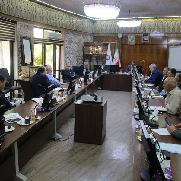 جلسه رؤسای هیات مدیره شرکت های عضو موسسه خیریه همدانیان